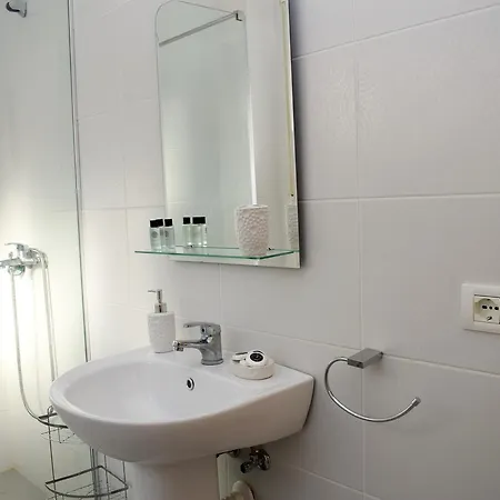 Lura 2 Holiday Appartement *
