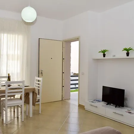 Lura 2 Holiday Plazhi San Pietro
