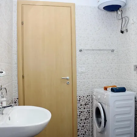 Lura 2 Holiday Appartement