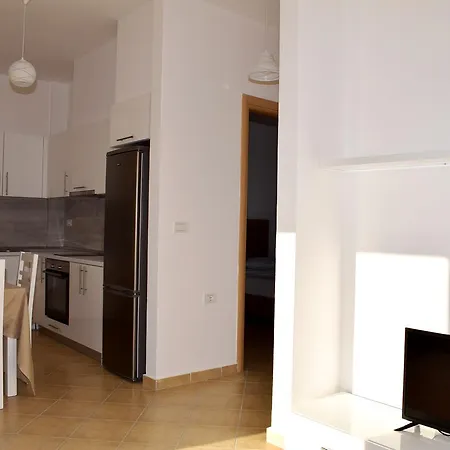 Lura 2 Holiday Plazhi San Pietro