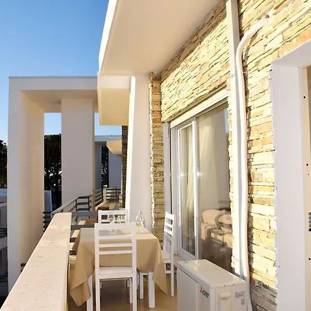 Appartement Lura 2 Holiday Plazhi San Pietro